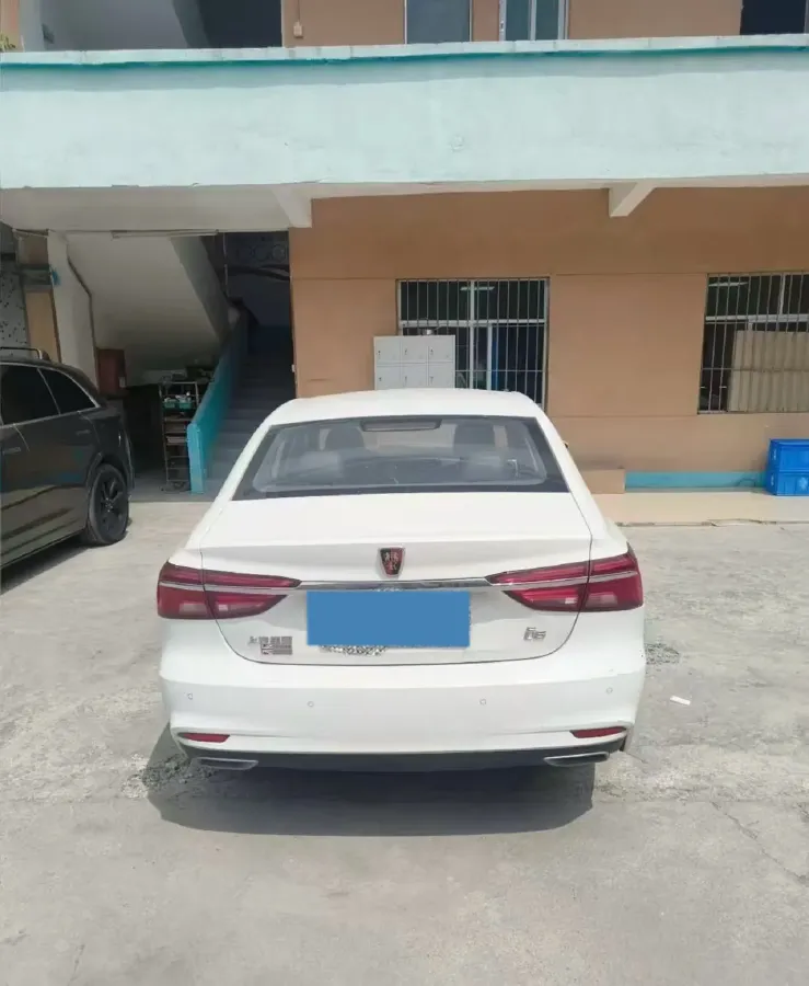 2020 Roewe i6 1.6L 125HP L4 CVT,autocango,china used car exporter,china ev exporter,chinese used car exporter,chinese used ev exporter