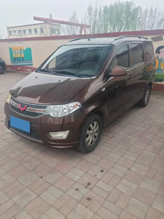 2016 WuLing HongGuang 1.5L 112HP L4 5MT,autocango,china used car exporter,china ev exporter,chinese used car exporter,chinese used ev exporter