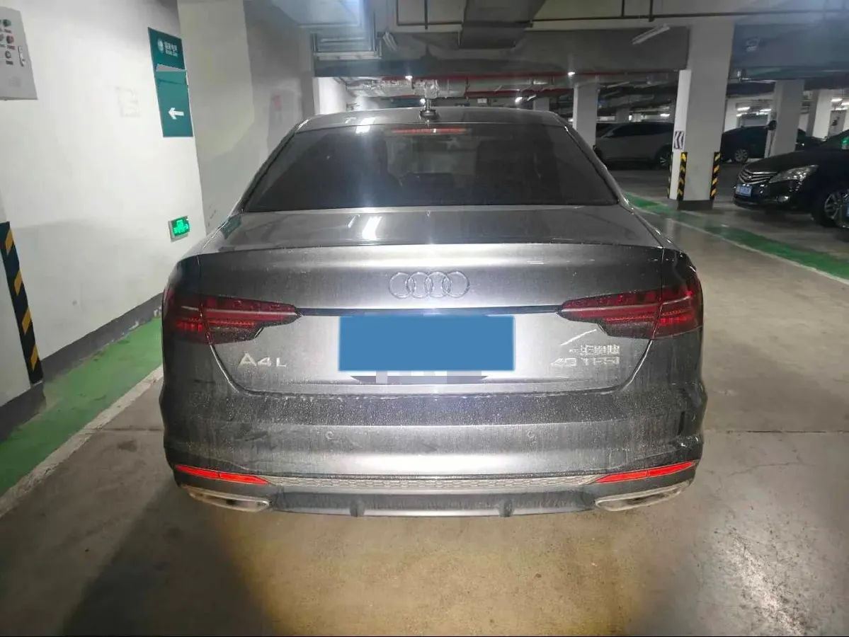 2024 Audi A4L 2.0T 190HP L4 7DCT,autocango,china used car exporter,china ev exporter,chinese used car exporter,chinese used ev exporter