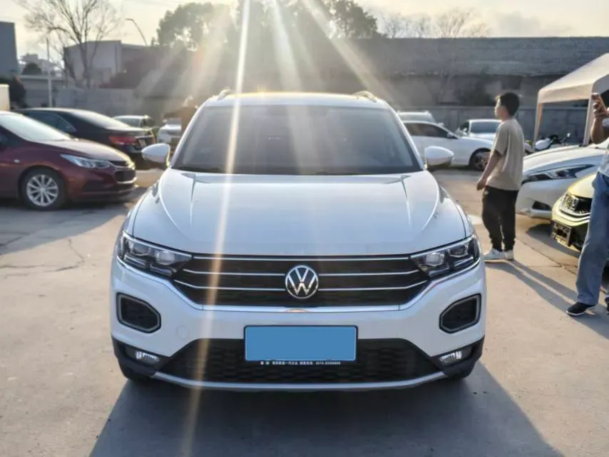 2021 Volkswagen T-Roc 1.4T 150HP L4 7DCT,autocango,china used car exporter,china ev exporter,chinese used car exporter,chinese used ev exporter