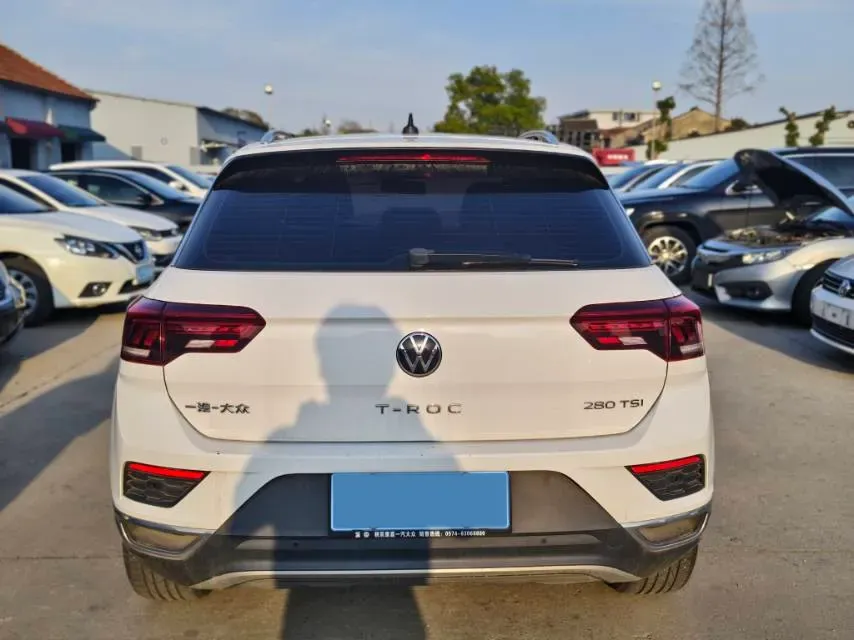2021 Volkswagen T-Roc 1.4T 150HP L4 7DCT,autocango,china used car exporter,china ev exporter,chinese used car exporter,chinese used ev exporter