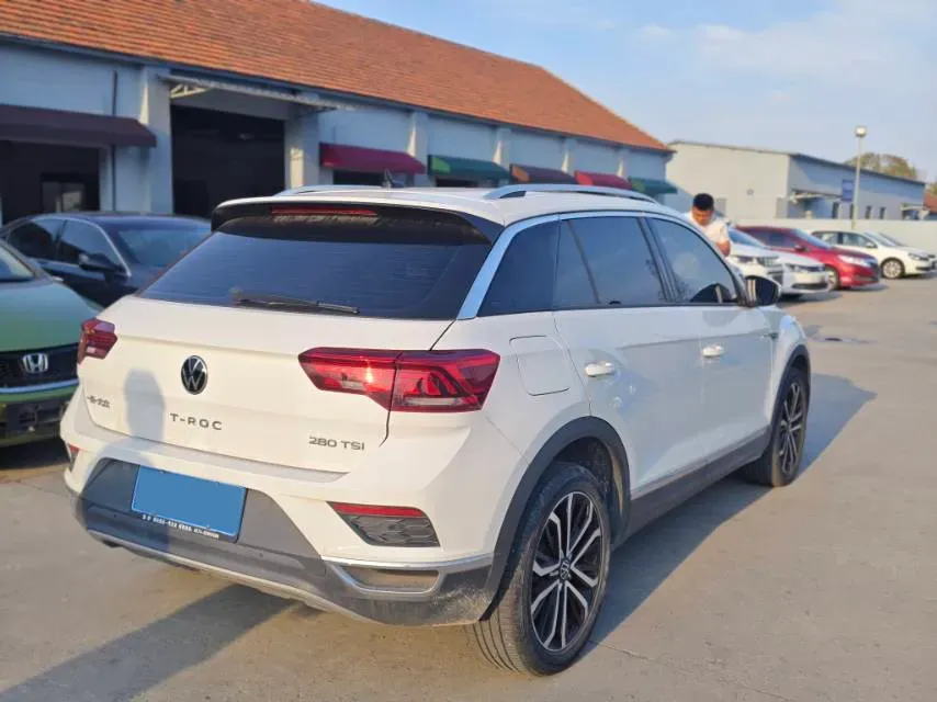 2021 Volkswagen T-Roc 1.4T 150HP L4 7DCT,autocango,china used car exporter,china ev exporter,chinese used car exporter,chinese used ev exporter