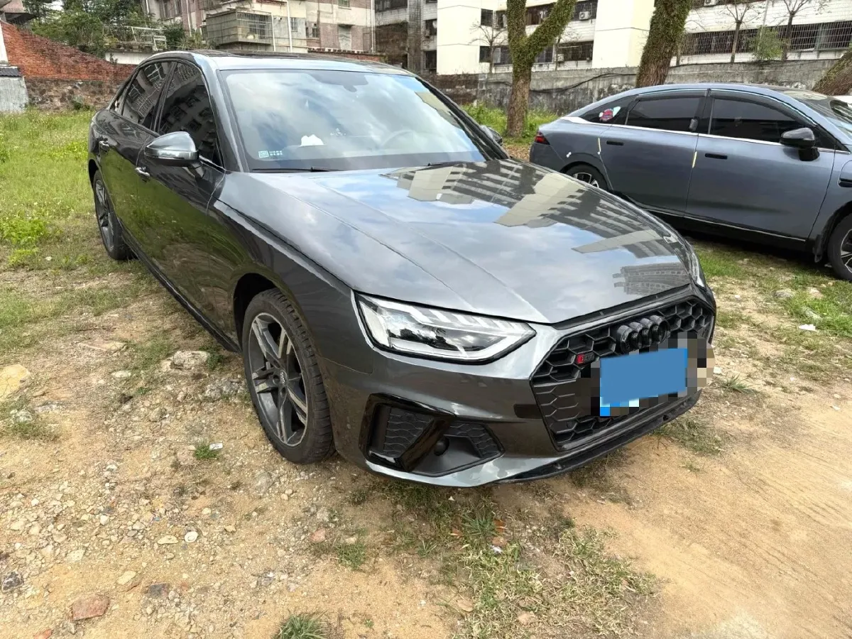 2020 Audi A4L 2.0T 190HP L4 7DCT,autocango,china used car exporter,china ev exporter,chinese used car exporter,chinese used ev exporter
