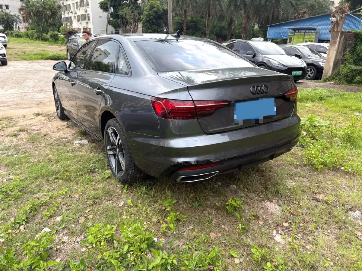 2020 Audi A4L 2.0T 190HP L4 7DCT,autocango,china used car exporter,china ev exporter,chinese used car exporter,chinese used ev exporter