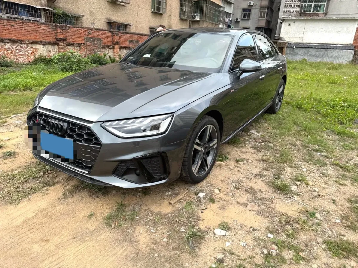 2020 Audi A4L 2.0T 190HP L4 7DCT,autocango,china used car exporter,china ev exporter,chinese used car exporter,chinese used ev exporter