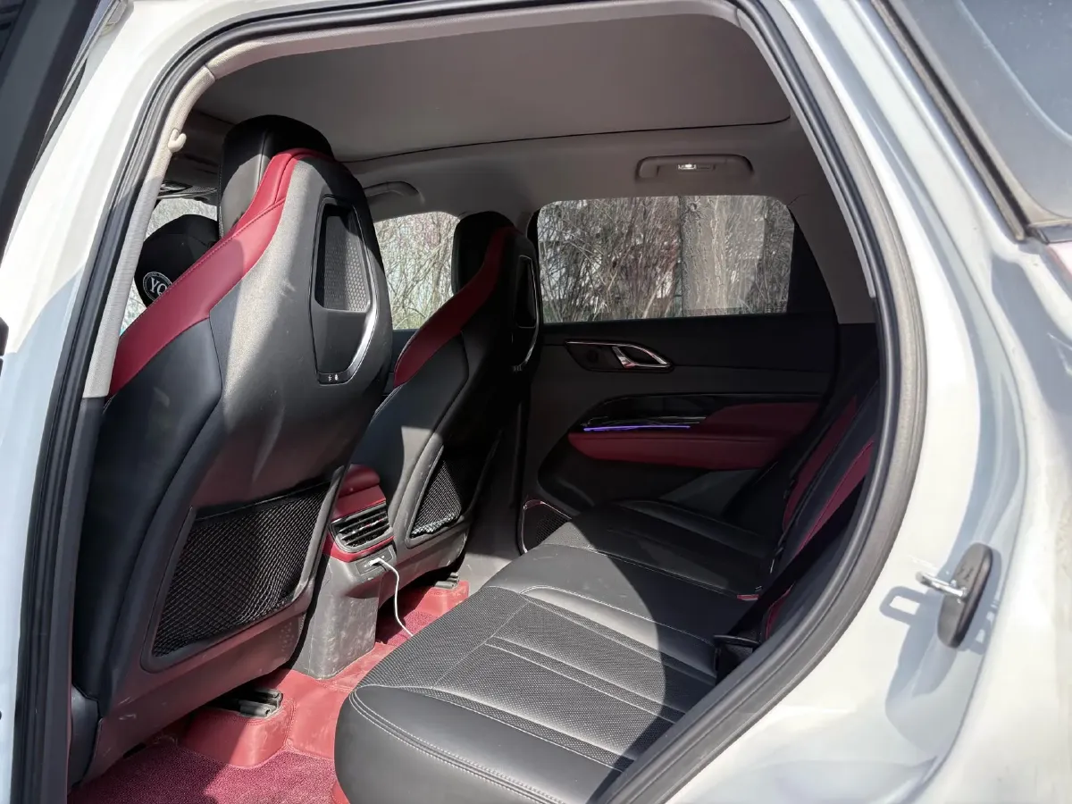 2023 HongQi HS3 1.5T 169HP L4 7DCT,autocango,china used car exporter,china ev exporter,chinese used car exporter,chinese used ev exporter