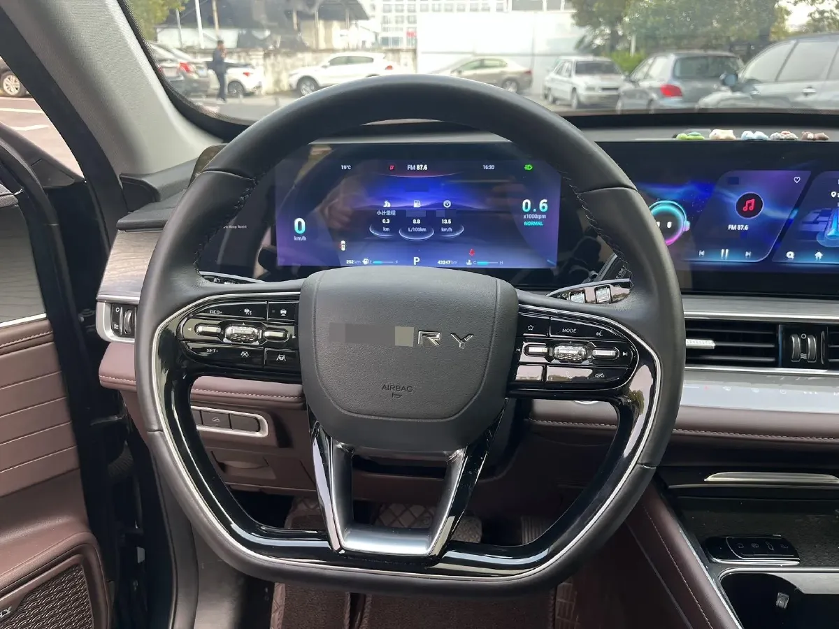 2022 Chery Tiggo 8 PRO 1.6T 197HP L4 7DCT,autocango,china used car exporter,china ev exporter,chinese used car exporter,chinese used ev exporter