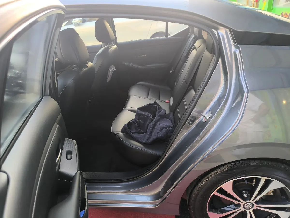 2021 Nissan Sylphy 1.6L 135HP L4 CVT,autocango,china used car exporter,china ev exporter,chinese used car exporter,chinese used ev exporter