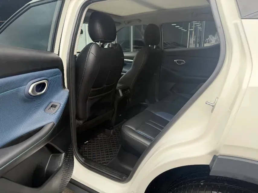 2023 GAC Trumpchi GS3 1.5T 177HP L4 7DCT,autocango,china used car exporter,china ev exporter,chinese used car exporter,chinese used ev exporter