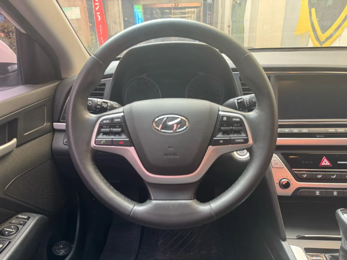 2016 Hyundai Elantra 1.6L 130HP L4 6AT,autocango,china used car exporter,china ev exporter,chinese used car exporter,chinese used ev exporter