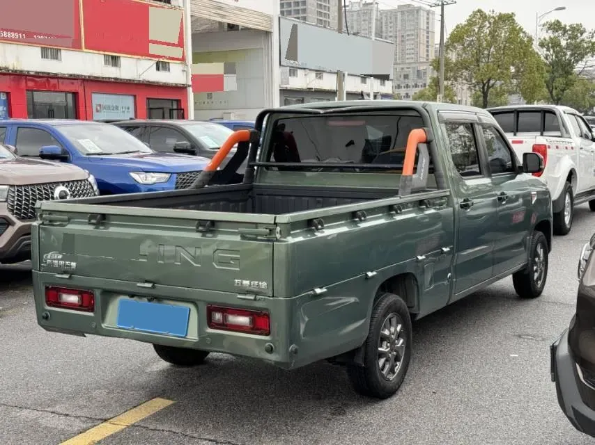 2021 WuLing ZhentTu 1.5L 99HP L4 5MT,autocango,china used car exporter,china ev exporter,chinese used car exporter,chinese used ev exporter