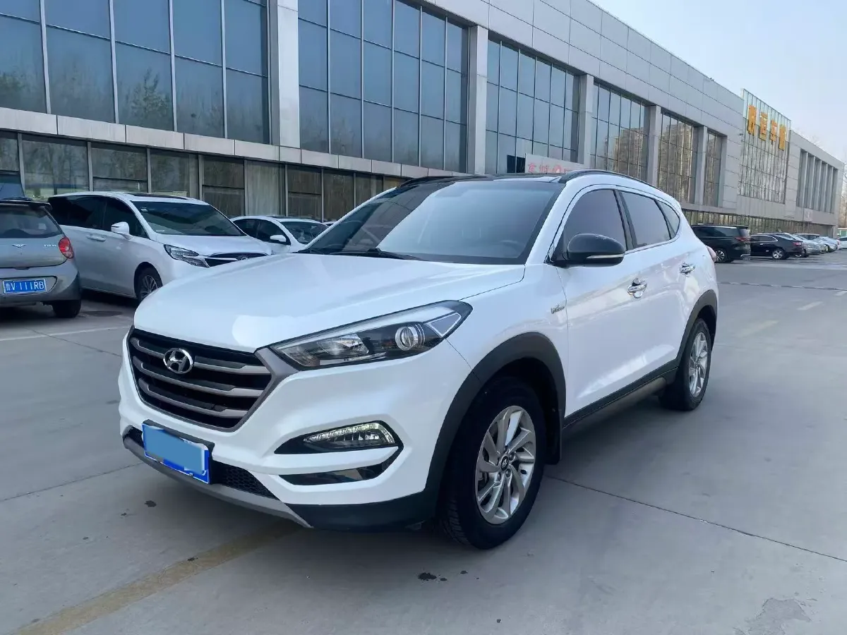 2015 Hyundai Tucson 1.6T 177HP L4 7DCT,autocango,china used car exporter,china ev exporter,chinese used car exporter,chinese used ev exporter