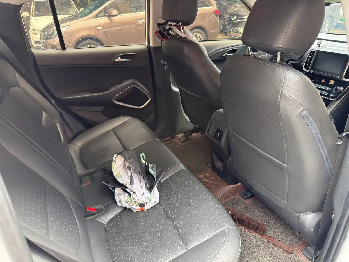 2018 Hyundai ix35 2.0L 160HP L4 6AT,autocango,china used car exporter,china ev exporter,chinese used car exporter,chinese used ev exporter