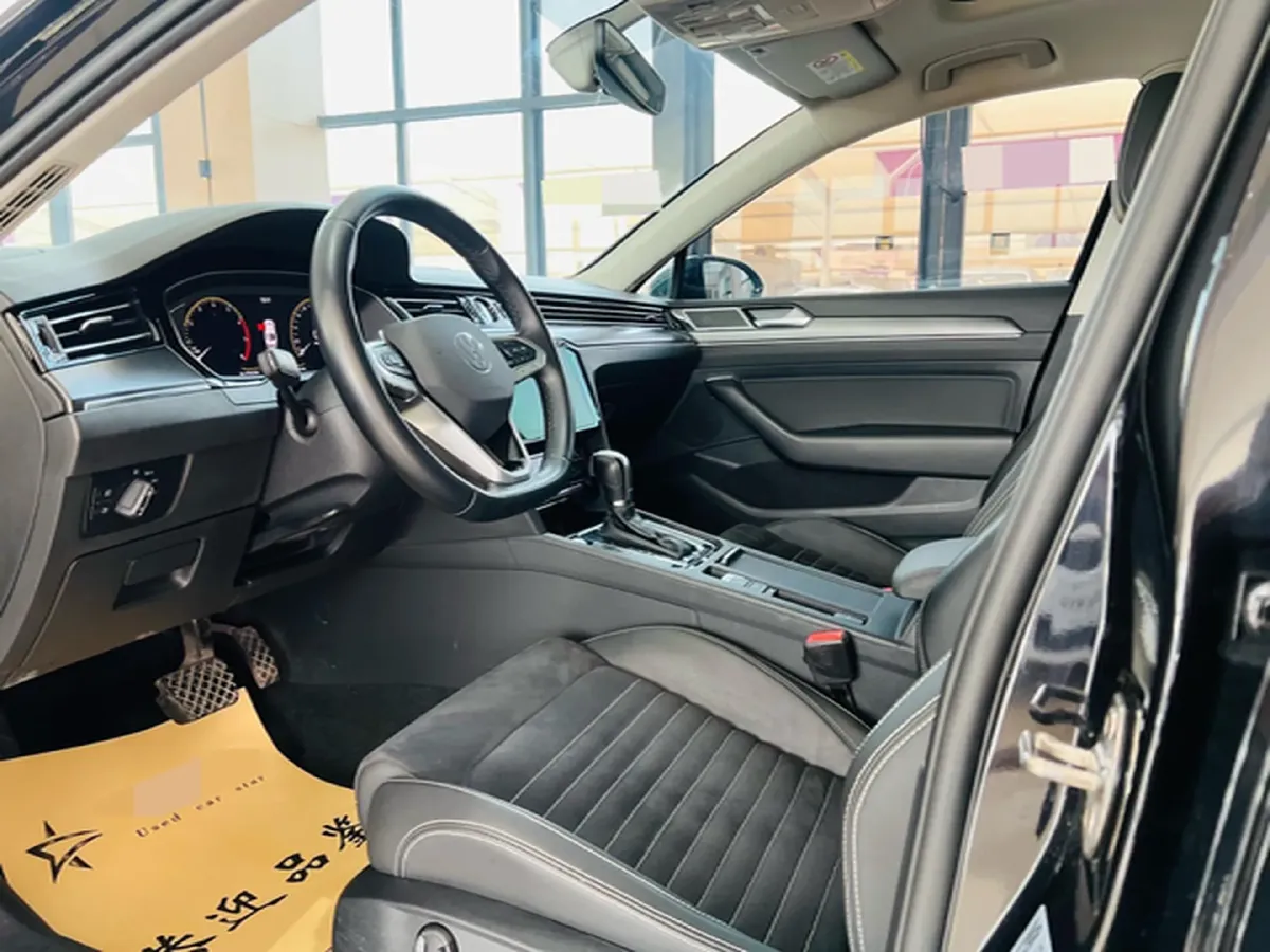 2021 Volkswagen Magotan 2.0T 186HP L4 7DCT,autocango,china used car exporter,china ev exporter,chinese used car exporter,chinese used ev exporter