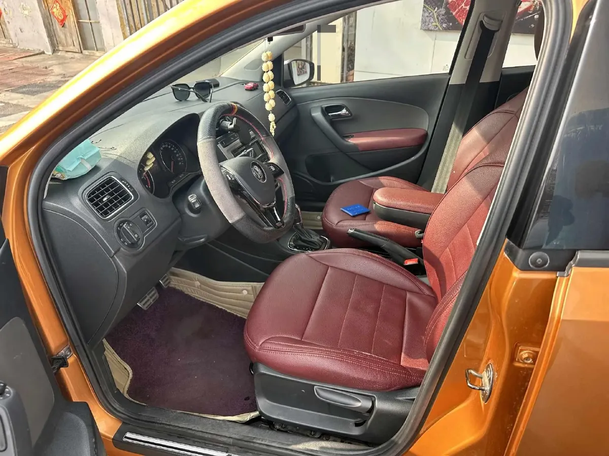 2018 Landwind XiaoYao 1.5T 163HP L4 CVT,autocango,china used car exporter,china ev exporter,chinese used car exporter,chinese used ev exporter