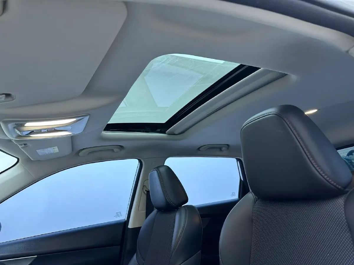 2022 ChangAn CS35 Plus 1.4T 160HP L4 7DCT,autocango,china used car exporter,china ev exporter,chinese used car exporter,chinese used ev exporter