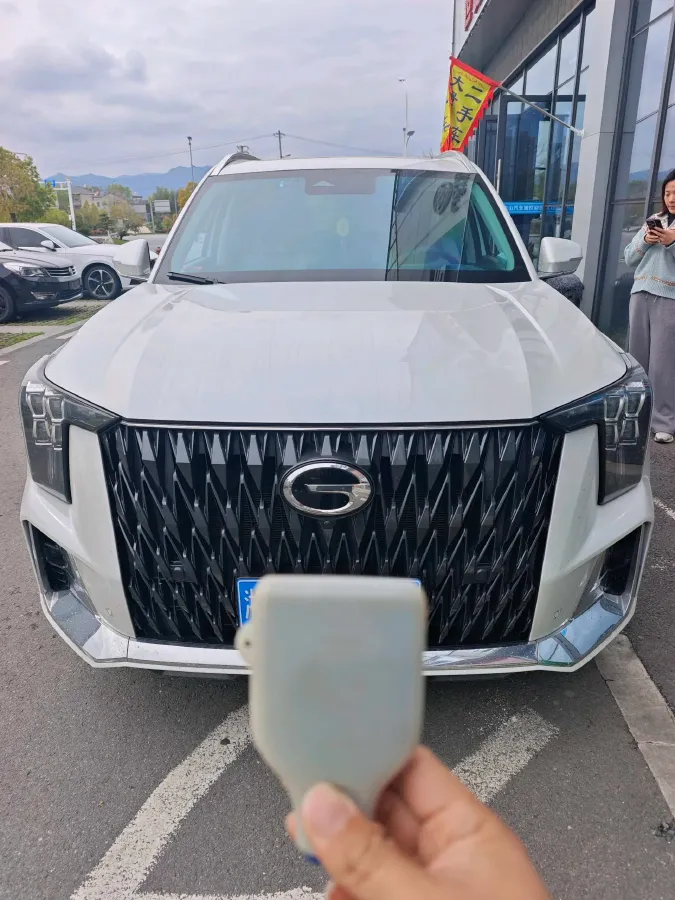 2022 GAC Trumpchi GS8 2.0T 190HP L4 E-CVT Hybrid,autocango,china used car exporter,china ev exporter,chinese used car exporter,chinese used ev exporter