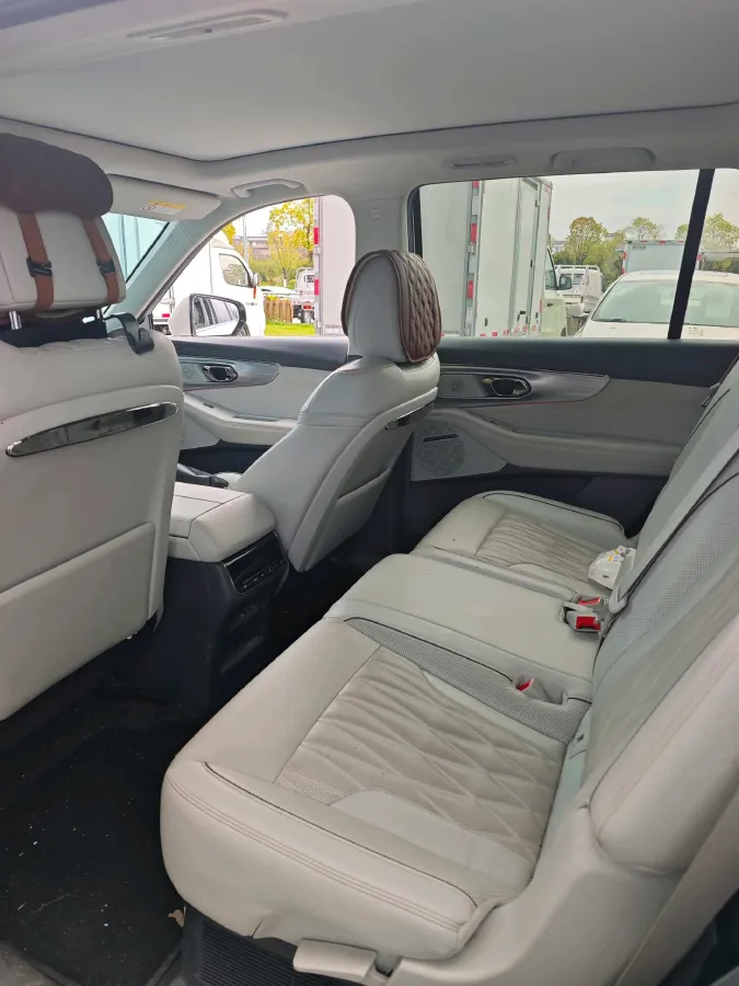 2022 GAC Trumpchi GS8 2.0T 190HP L4 E-CVT Hybrid,autocango,china used car exporter,china ev exporter,chinese used car exporter,chinese used ev exporter