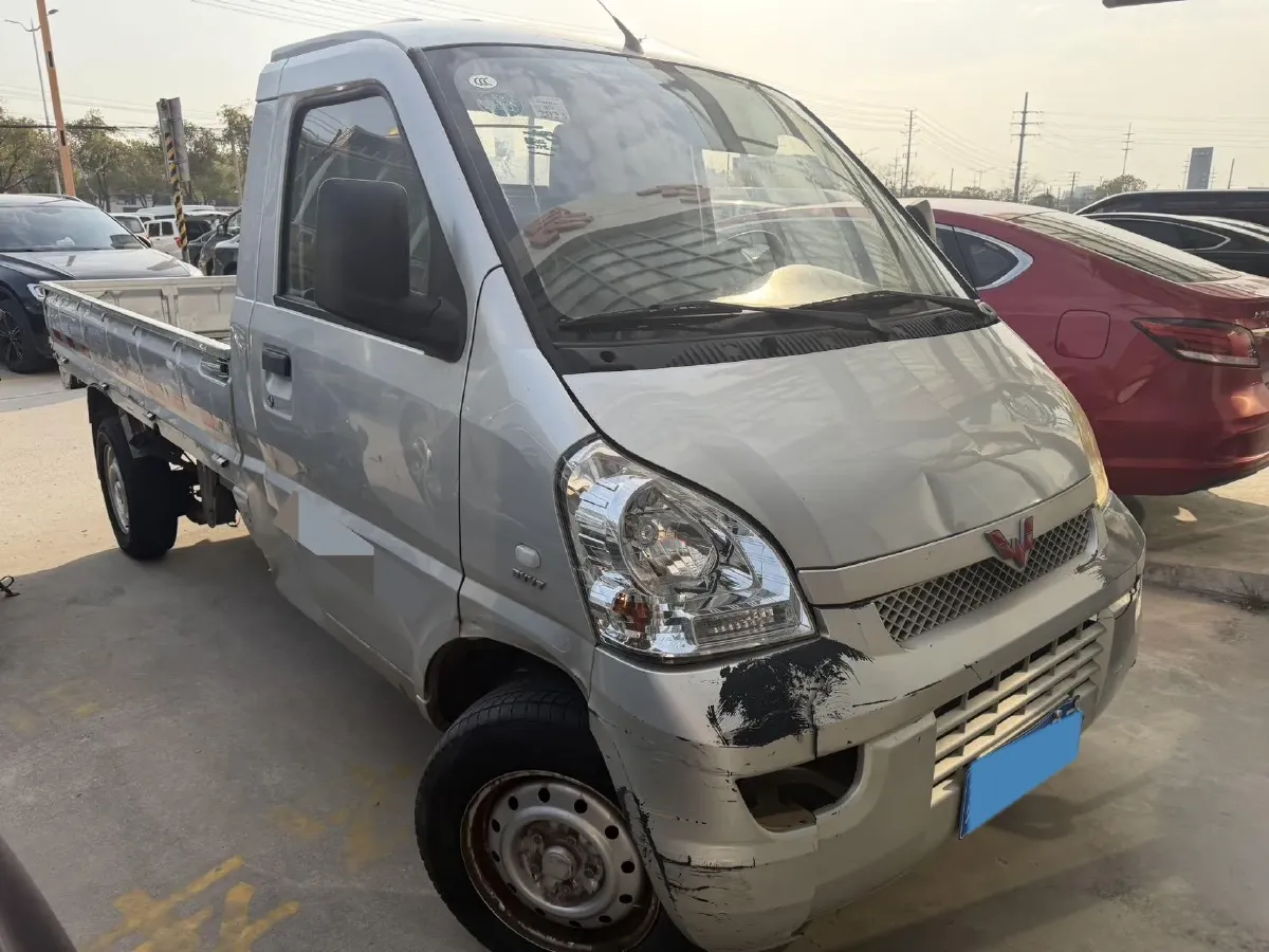 2020 WuLing RongGuang Mini Truck 1.5L 99HP L4 5MT,autocango,china used car exporter,china ev exporter,chinese used car exporter,chinese used ev exporter
