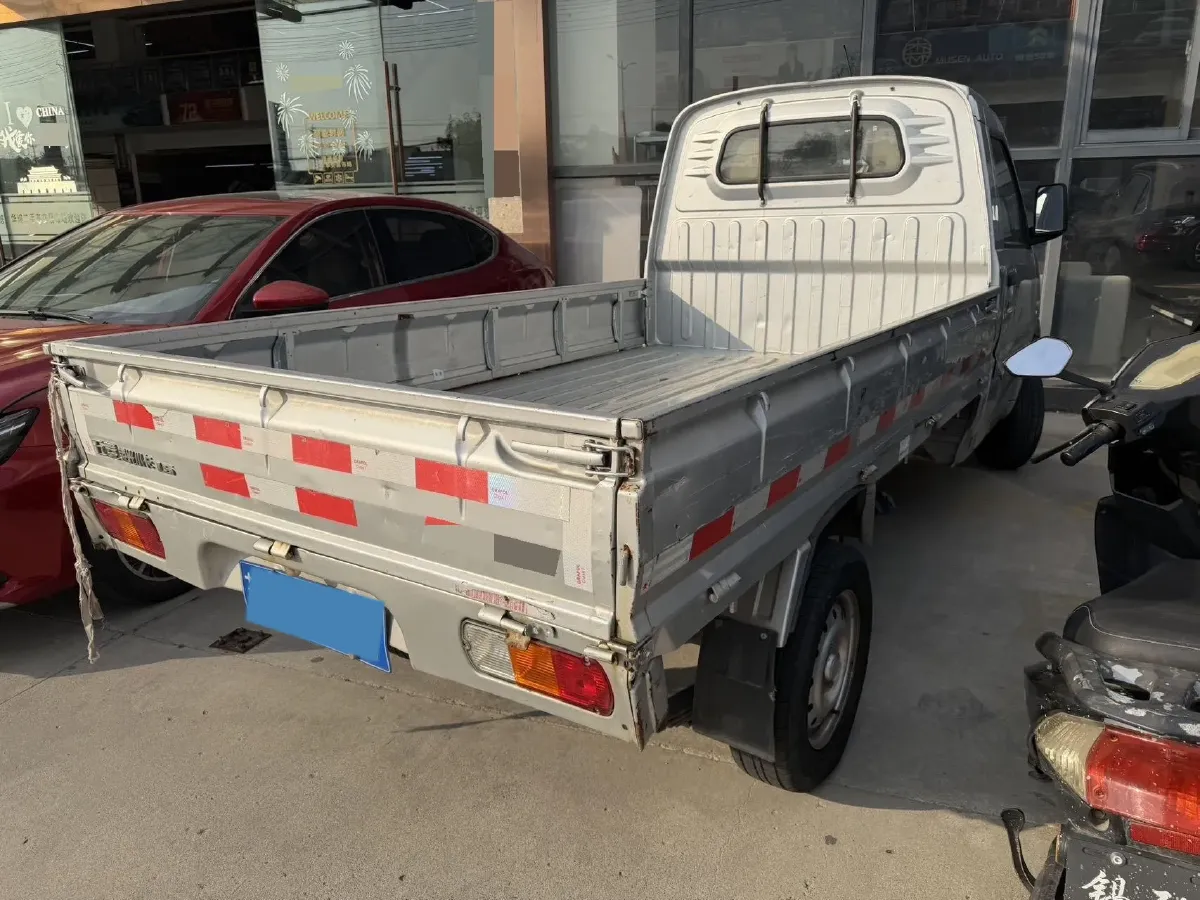 2020 WuLing RongGuang Mini Truck 1.5L 99HP L4 5MT,autocango,china used car exporter,china ev exporter,chinese used car exporter,chinese used ev exporter