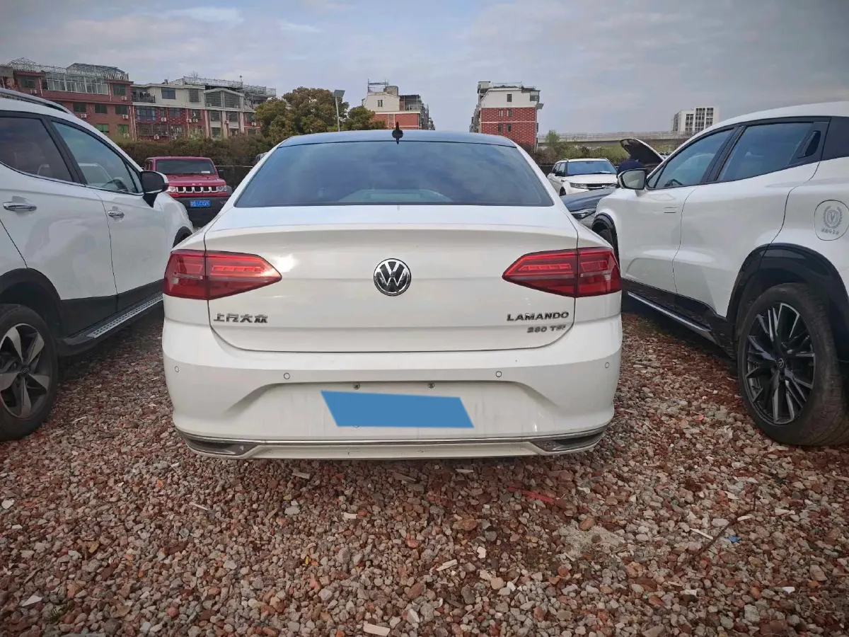 2019 Volkswagen Tayron 2.0T 186HP L4 7DCT,autocango,china used car exporter,china ev exporter,chinese used car exporter,chinese used ev exporter