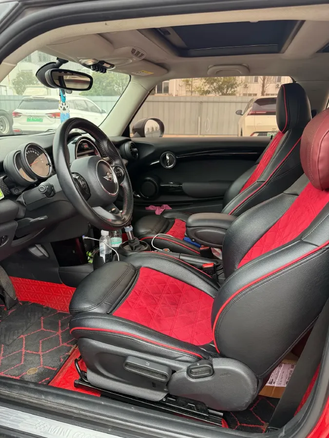 2016 Mercedes-Benz Vito 2.0T 211HP L4 7AT,autocango,china used car exporter,china ev exporter,chinese used car exporter,chinese used ev exporter