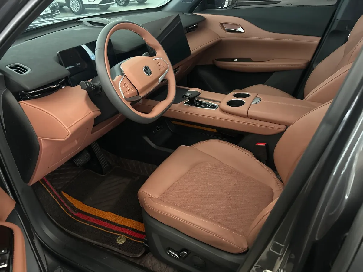 2025 ChangAn UNI-Z 1.5T 188HP L4 7DCT,autocango,china used car exporter,china ev exporter,chinese used car exporter,chinese used ev exporter