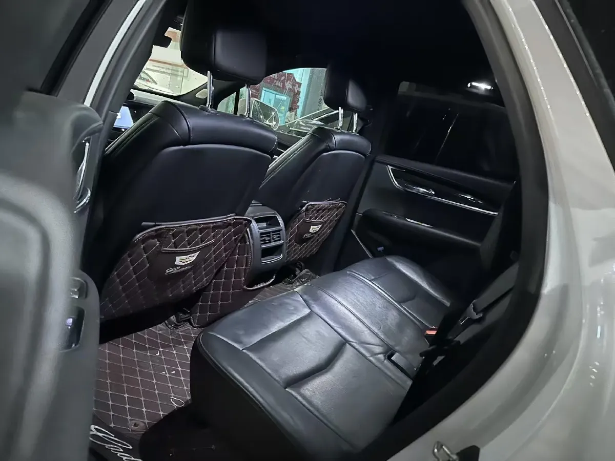 2020 Cadillac XT5 2.0T 237HP L4 9AT,autocango,china used car exporter,china ev exporter,chinese used car exporter,chinese used ev exporter