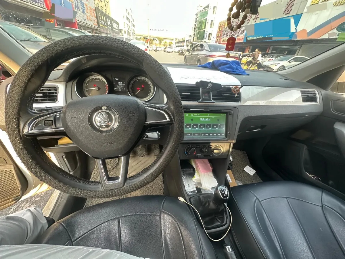 2019 Skoda Rapid Spaceback 1.5L 112HP L4 5MT,autocango,china used car exporter,china ev exporter,chinese used car exporter,chinese used ev exporter