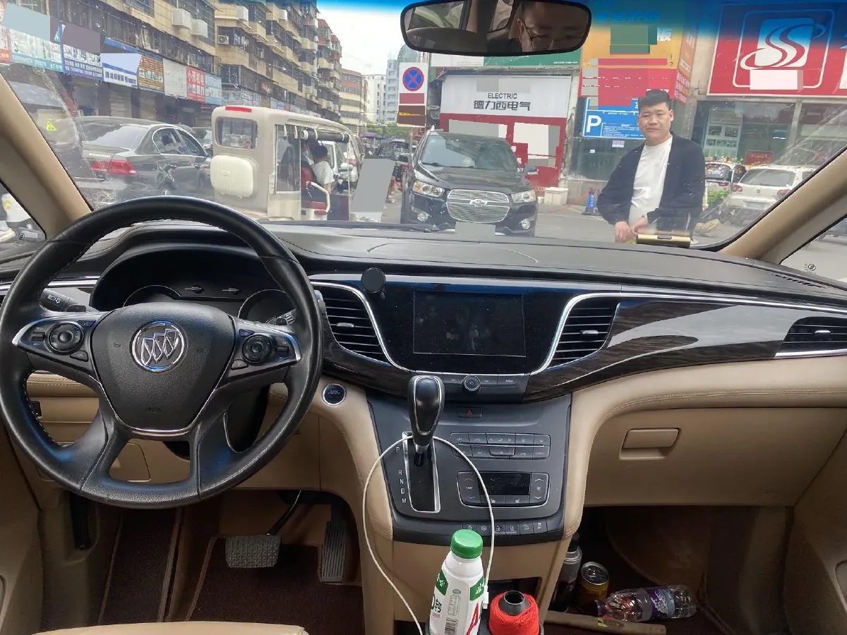 2018 Buick GL8 2.0T 260HP L4 6AT,autocango,china used car exporter,china ev exporter,chinese used car exporter,chinese used ev exporter