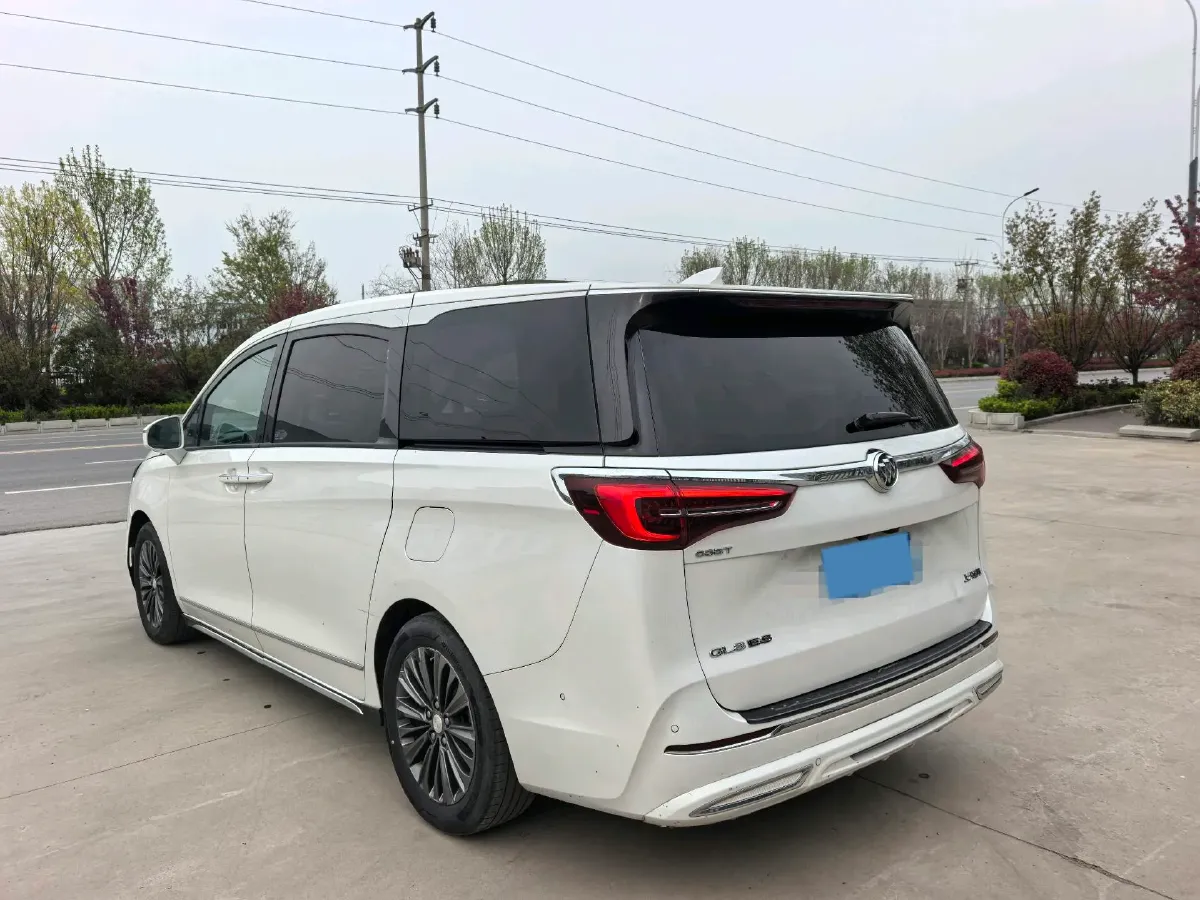 2021 Buick GL8 2.0T 237HP L4 9AT,autocango,china used car exporter,china ev exporter,chinese used car exporter,chinese used ev exporter