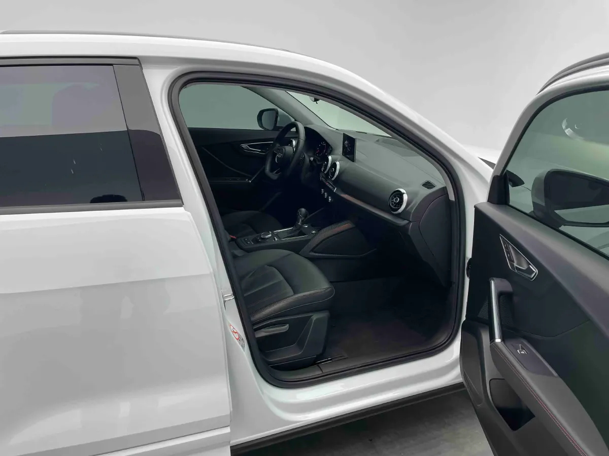 2022 Audi Q2L 1.4T 150HP L4 7DCT,autocango,china used car exporter,china ev exporter,chinese used car exporter,chinese used ev exporter