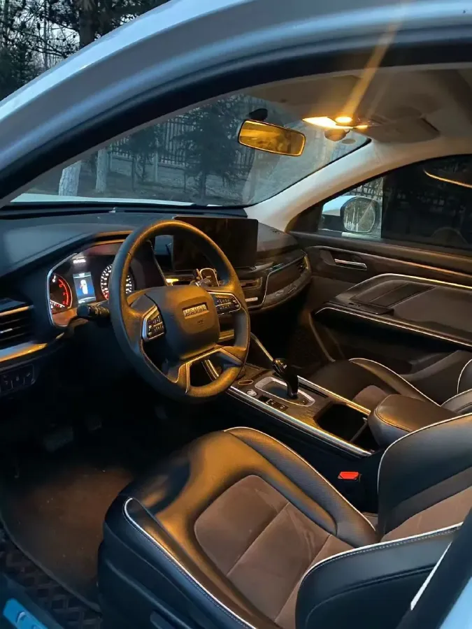 2021 Haval H6 1.5T 150HP L4 7DCT,autocango,china used car exporter,china ev exporter,chinese used car exporter,chinese used ev exporter