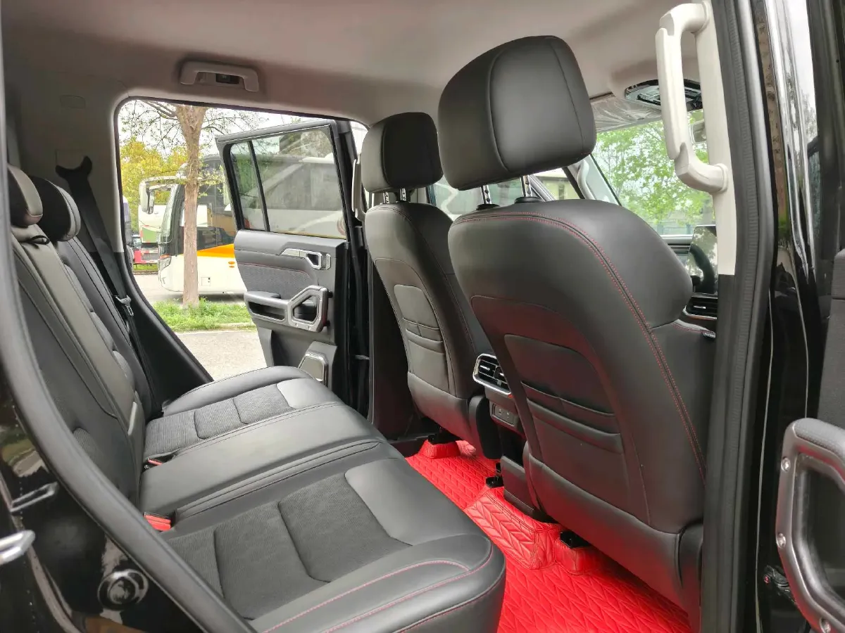 2023 Jetour Traveller 2.0T 254HP L4 8AT,autocango,china used car exporter,china ev exporter,chinese used car exporter,chinese used ev exporter