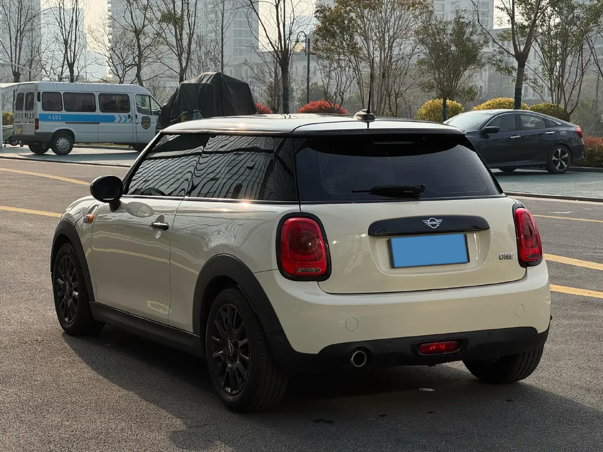 2018 ChangAn CS75 1.5T 156HP L4 PHEV 12.96KWH,autocango,china used car exporter,china ev exporter,chinese used car exporter,chinese used ev exporter