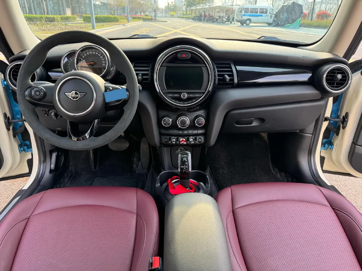 2018 ChangAn CS75 1.5T 156HP L4 PHEV 12.96KWH,autocango,china used car exporter,china ev exporter,chinese used car exporter,chinese used ev exporter