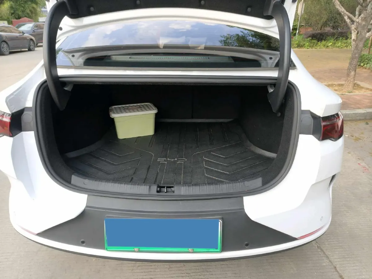 2025 BYD QinL BEV,autocango,china used car exporter,china ev exporter,chinese used car exporter,chinese used ev exporter