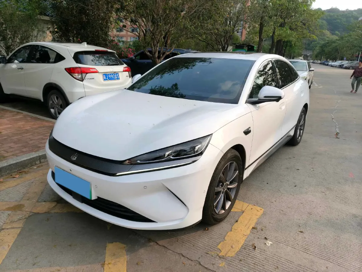 2025 BYD QinL BEV,autocango,china used car exporter,china ev exporter,chinese used car exporter,chinese used ev exporter