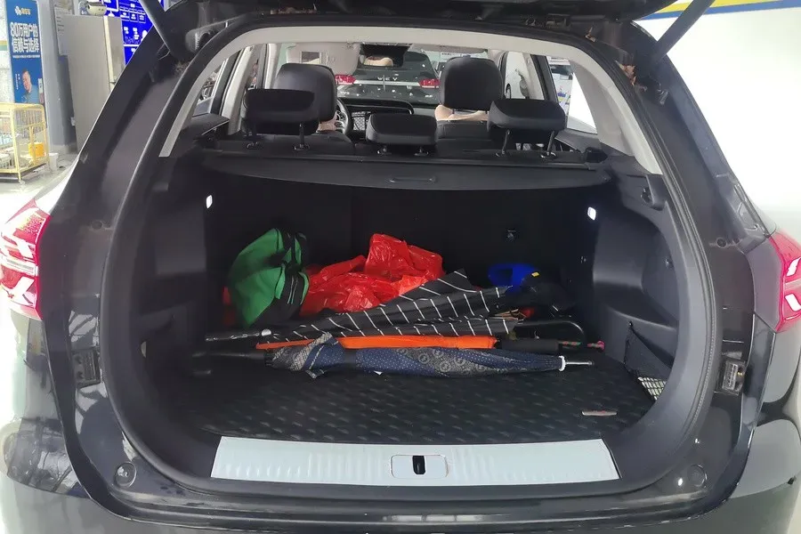 2022 HongQi HS5 2.0T 224HP L4 6AT,autocango,china used car exporter,china ev exporter,chinese used car exporter,chinese used ev exporter