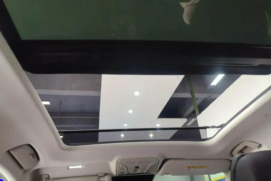 2022 HongQi HS5 2.0T 224HP L4 6AT,autocango,china used car exporter,china ev exporter,chinese used car exporter,chinese used ev exporter