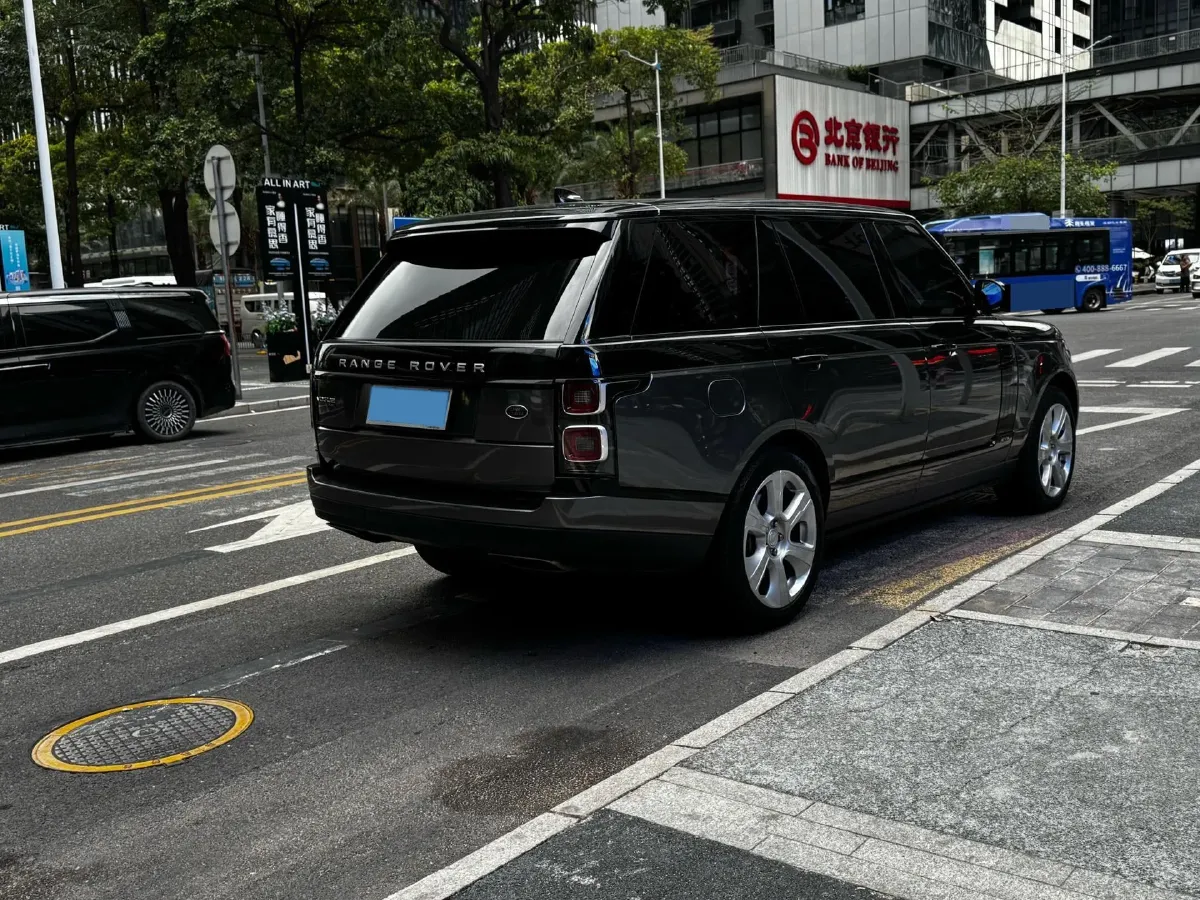 2020 Land Rover Range Rover 3.0T 400HP L6 8AT,autocango,china used car exporter,china ev exporter,chinese used car exporter,chinese used ev exporter