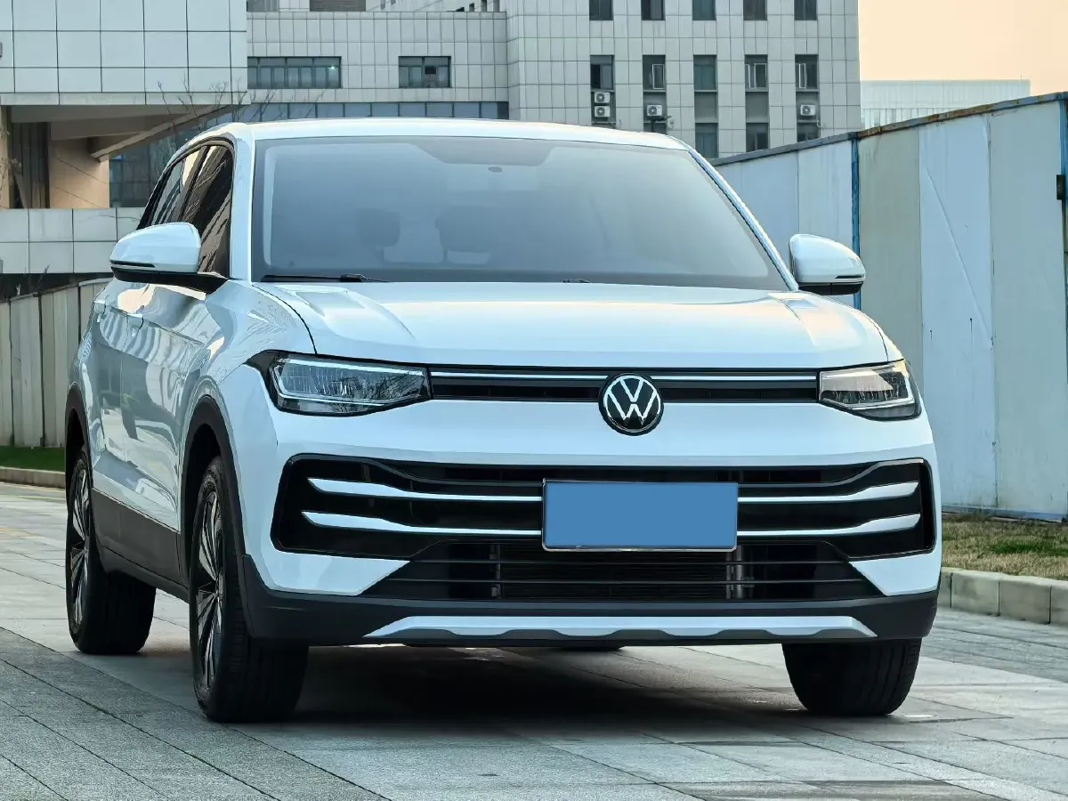 2025 Volkswagen Tharu 1.5L 110HP L4 6AT,autocango,china used car exporter,china ev exporter,chinese used car exporter,chinese used ev exporter