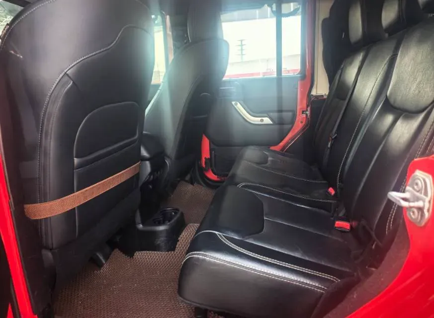 2017 Jeep Wrangler 3.6L 284HP V6 5AT,autocango,china used car exporter,china ev exporter,chinese used car exporter,chinese used ev exporter