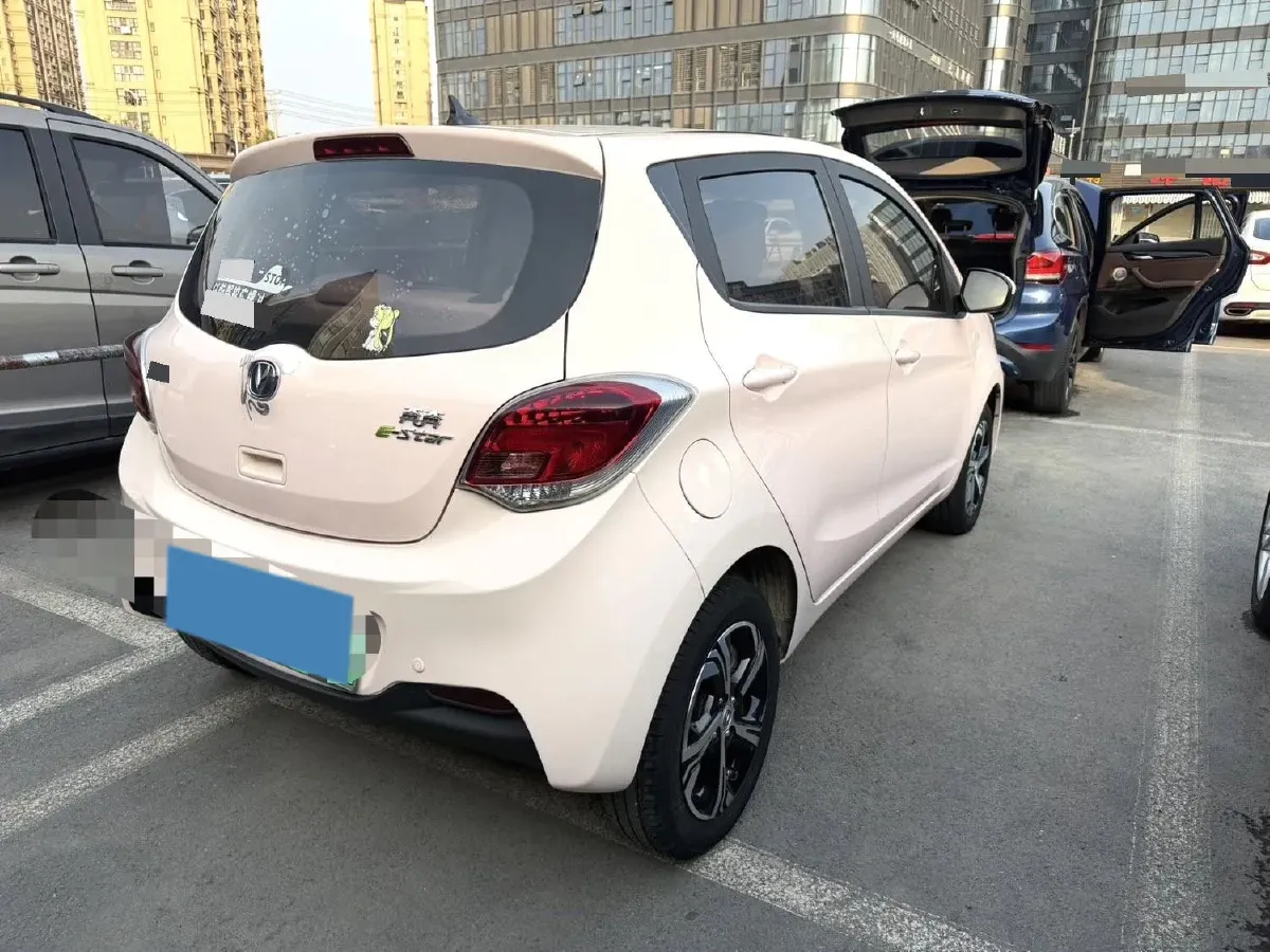 2022 ChangAn BenBen E-Star BEV 31.95KWH,autocango,china used car exporter,china ev exporter,chinese used car exporter,chinese used ev exporter