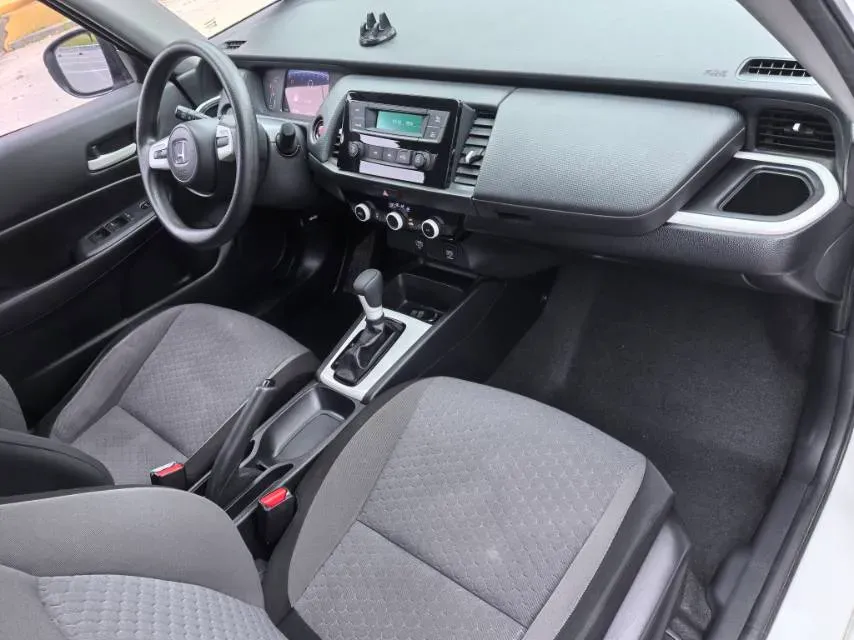 2021 Honda Fit 1.5L 131HP L4 CVT,autocango,china used car exporter,china ev exporter,chinese used car exporter,chinese used ev exporter