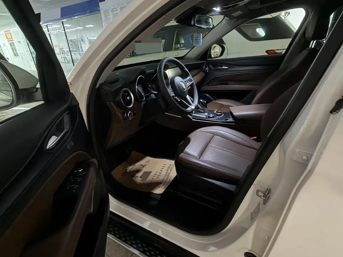 2017 Lexus NX 2.0T 238HP L4 6AT,autocango,china used car exporter,china ev exporter,chinese used car exporter,chinese used ev exporter