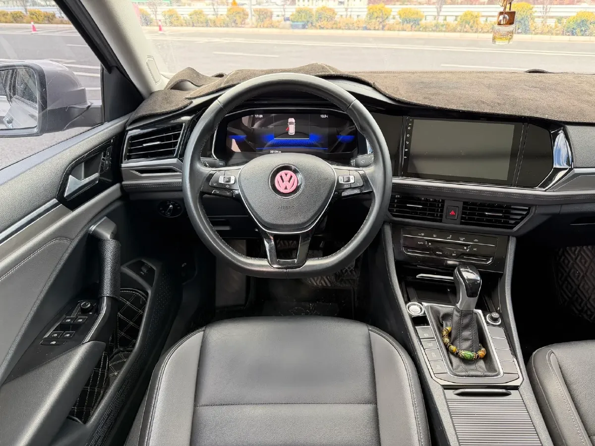 2022 Volkswagen Sagitar 1.4T 150HP L4 7DCT,autocango,china used car exporter,china ev exporter,chinese used car exporter,chinese used ev exporter