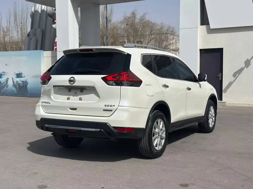 2020 Nissan X-Trail 2.0L 154HP L4 CVT,autocango,china used car exporter,china ev exporter,chinese used car exporter,chinese used ev exporter