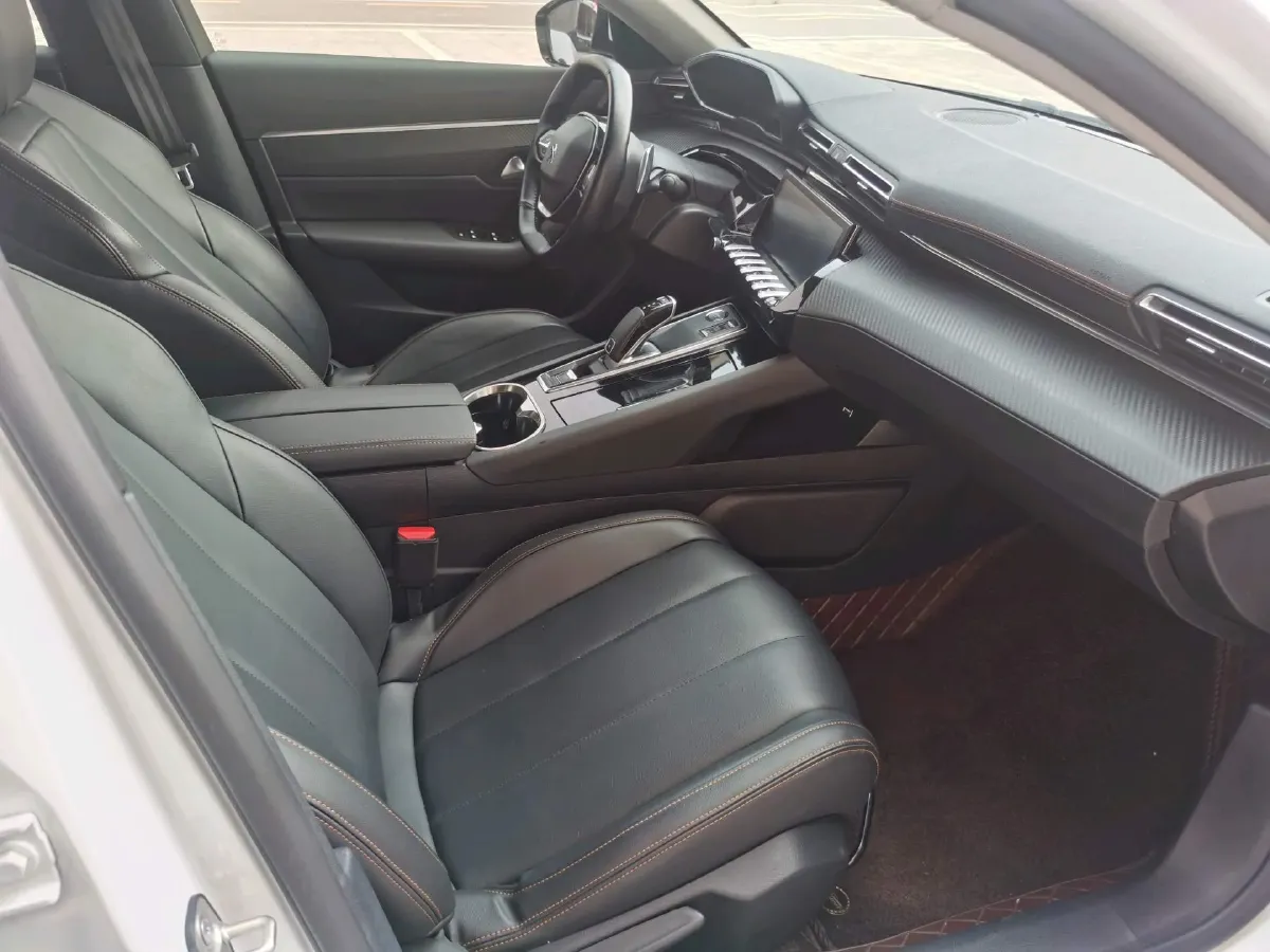 2022 Peugeot 508 1.6T 170HP L4 6AT,autocango,china used car exporter,china ev exporter,chinese used car exporter,chinese used ev exporter