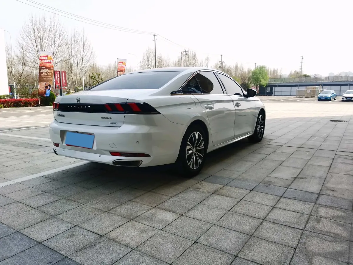 2022 Peugeot 508 1.6T 170HP L4 6AT,autocango,china used car exporter,china ev exporter,chinese used car exporter,chinese used ev exporter